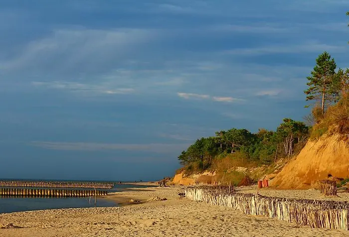 Dom Baltycki アパート ビチェ