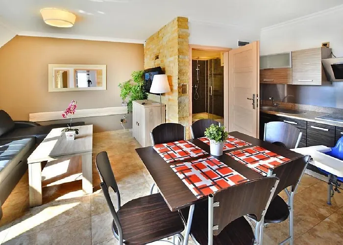 Dom Baltycki アパート ビチェ